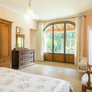 Casa vacanze Belvilla By Oyo Il Leccio E Le Rose