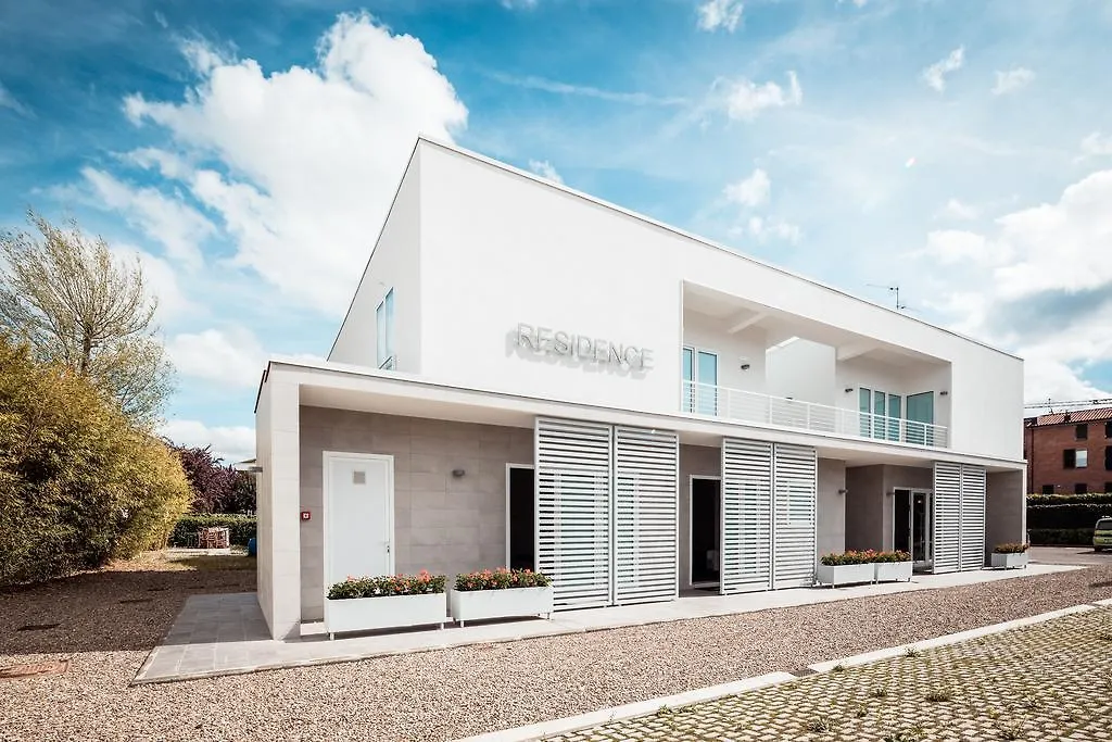 Residence Peloni Arezzo 2*,  Italy